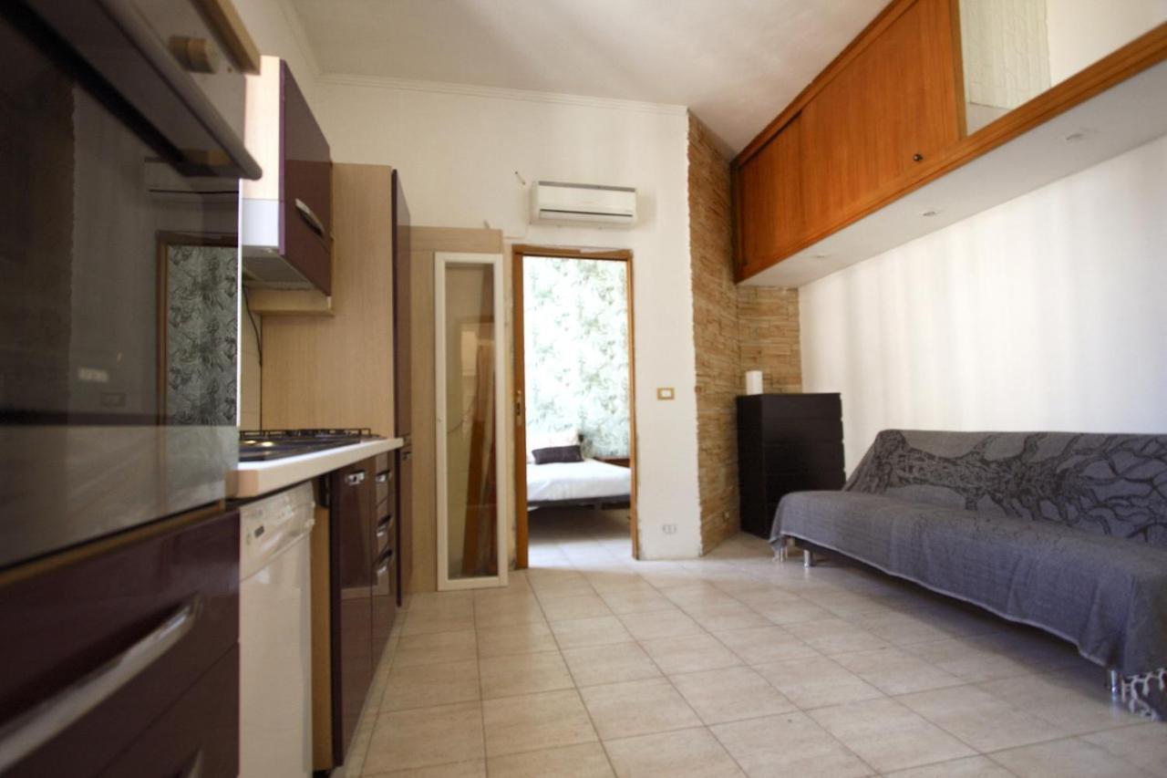 San Giovanni Holiday House Appartamento Roma